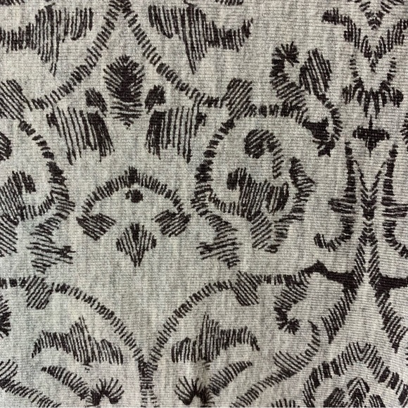 2/$35 Soma long sleeve border print tunic in heathered frost - Picture 6 of 10